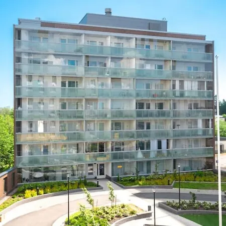 Comfort&cozy Near Metro Espoo